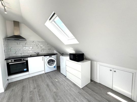 Stag Lane, Kingsbury, NW9 - Photo 1