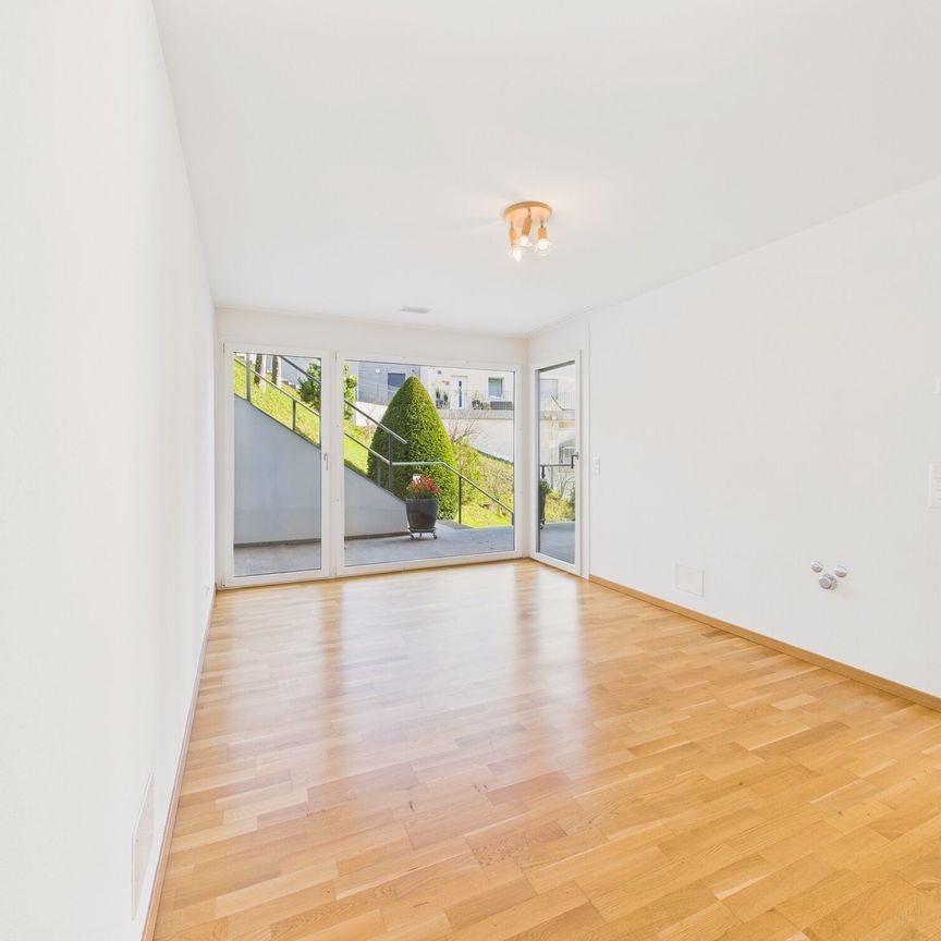 Unique apartment in Wald ZH with 5.5 rooms and breathtaking views - Foto 1