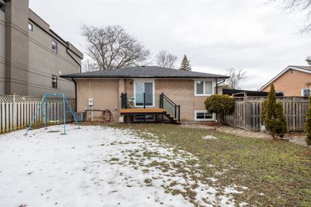 For Lease - 76 Berkinshaw Crescent, Toronto, Ontario - Photo 5