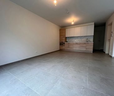 Gelijkvloers ruim nieuwbouw appartement met terras - Foto 4