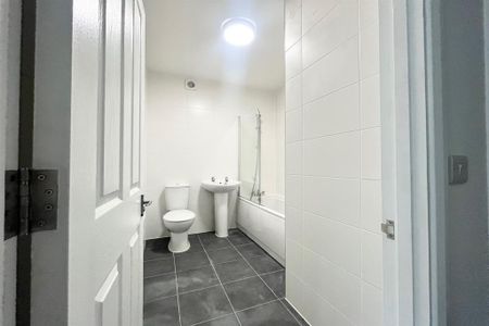 1 bedroom flat to rent - Photo 4