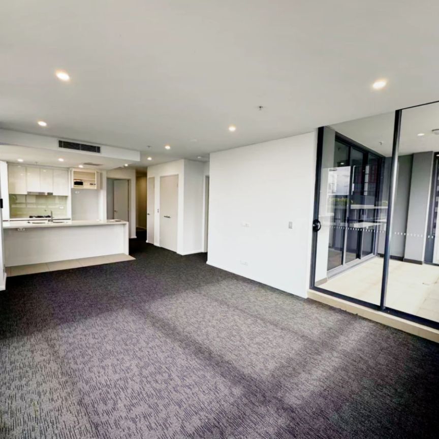 2 bed 2 bath - Photo 1