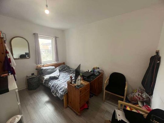 Milton Road, SO15 - Photo 1