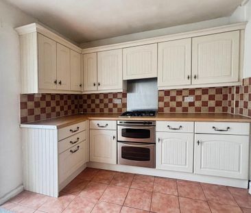 3 bedroom terraced house to rent - Photo 6