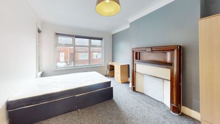 Mayville Avenue, Hyde Park - Photo 2