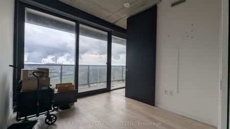 River City III Lofts - Photo 2