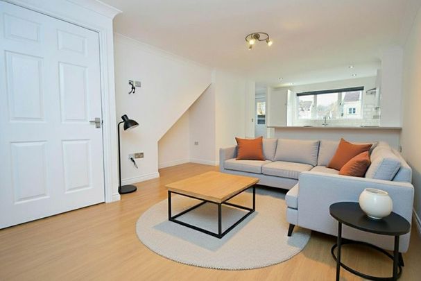 4 bedroom townhouse to rent - Photo 1