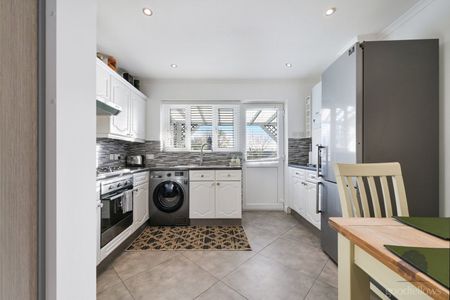 Ridge Road, Sutton, SM3 - Photo 5