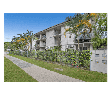 4/171 Grafton Street, Cairns City, Qld 4870 - Photo 1 | Rentumo