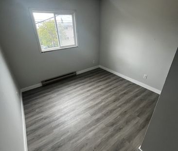 AURORA APARTMENTS - 202 - Photo 5