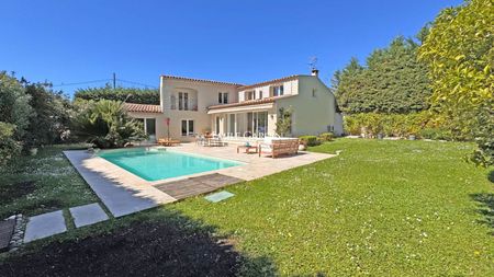 Le Cannet Cote d'Azur, à louer, maison proche centre ville, piscine, 3 chambres doubles - Photo 5