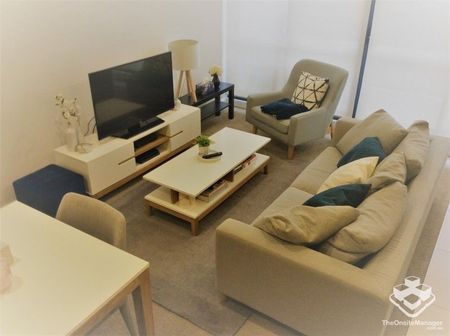 FURNISHED-SELF CONTAINED 1 BEDROOM + 1 BATHROOM APARTMENT - WITH CAR PARK - Photo 2