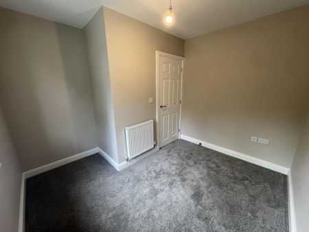 3 bedroom detached house to rent - Photo 4