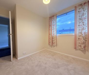 4 bedroom terraced house to rent - Photo 5