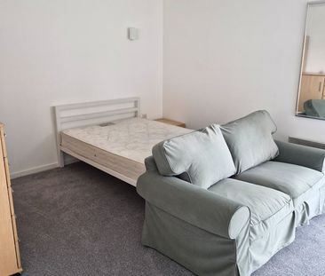 Studio Flat, Michigan Building, E14 - Photo 6