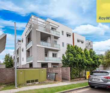 Modern Two Bedroom Apartment in Prime Location! 250M To Train Station - Photo 1