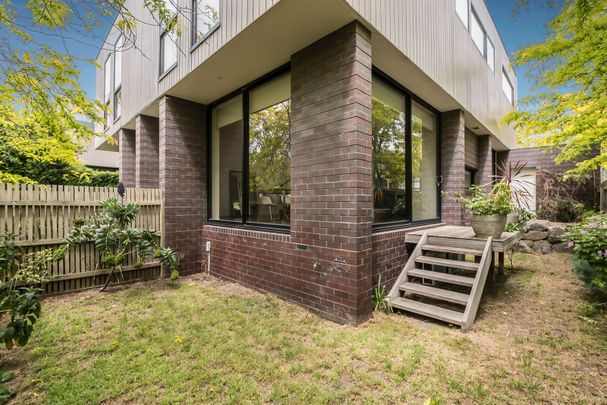 3 Bedroom Townhouse - Photo 1