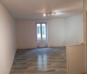 Location appartement 1 pièce 28.35 m² à Bourg-en-Bresse (01000) - Photo 2