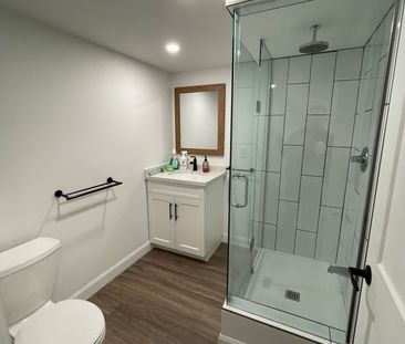 For Lease - 176 Queensdale Avenue Unit# Lower, Hamilton, Ontario - Photo 6