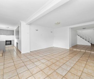 Location, Location, Location... - Photo 6