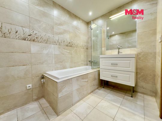 Pronájem bytu 3+1 72 m² - Photo 1