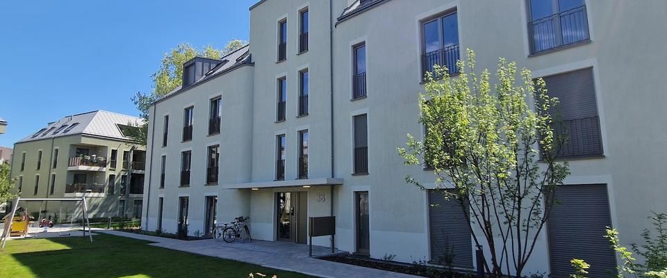 Moderne Neubauwohnung mit Gartenanteil - Foto 1