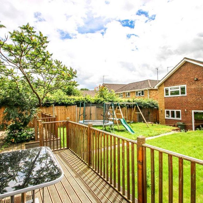 4 bedroom detached house to rent - Photo 1