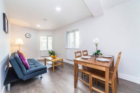 2 bedroom flat to rent - Photo 3