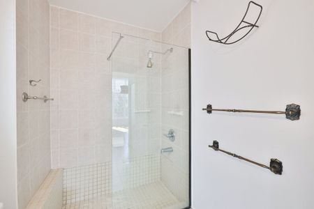 For Lease - 37 Castlegate Boulevard, Brampton, Ontario - Photo 3