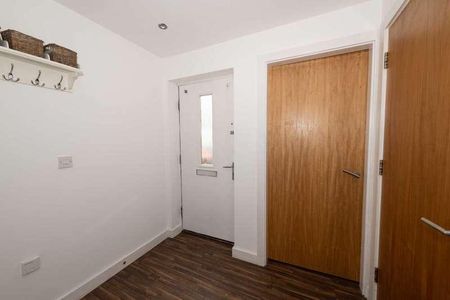 Greenwood Terrace, Salford, M5 - Photo 2