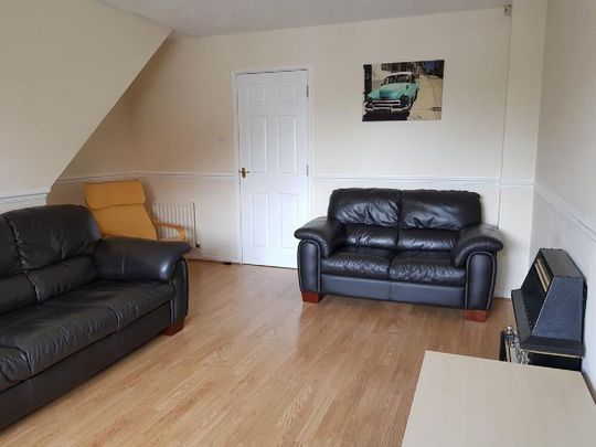 2 bedroom house share to rent - Photo 1