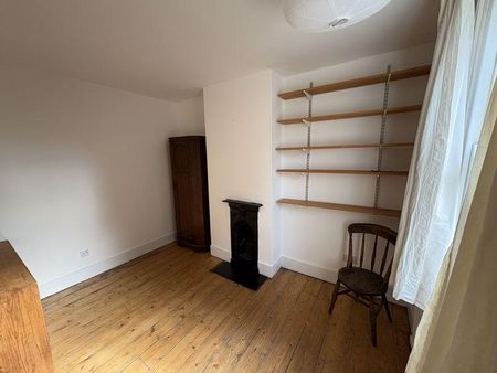 3 bedroom terraced house to rent - Photo 3