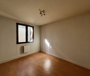 Location Appartement 2 pièces 27m² JARNAC 16200 - Photo 4
