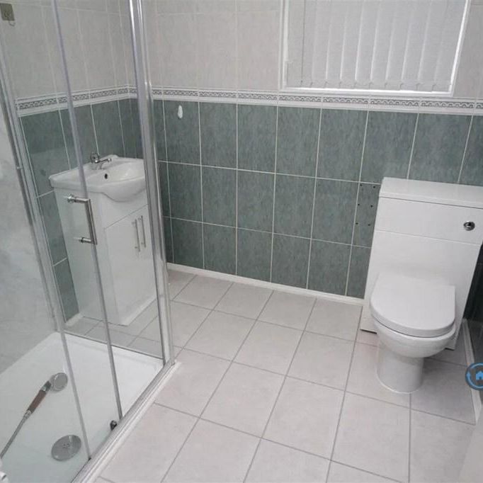 2 bedroom terraced house to rent - Photo 1