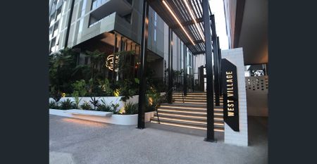 FULLY FURNISHED Super Spacious 2 Bedroom Apartment - Photo 2