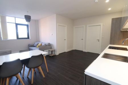 2 bedroom flat to rent - Photo 3