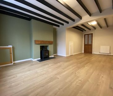 2 bedroom terraced house to rent - Photo 2