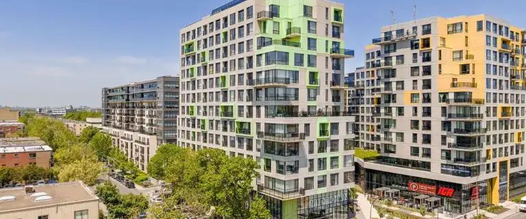 Vue Apartments | 7407 rue Mountain-Sights, Montreal - Photo 1