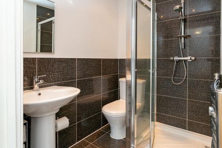 3 bedroom terraced house to rent - Photo 5