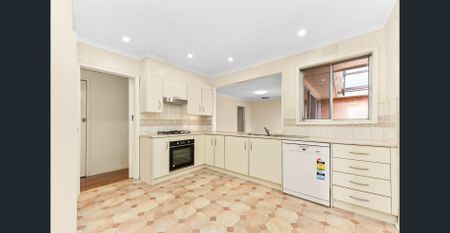 Family home located in Glen Waverley Secondary Catchment (STCA) - Photo 3