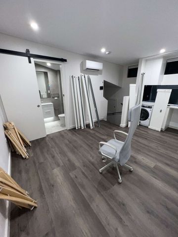 Beaconsfield - Photo 4