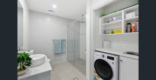 Stunning Apartment with the Beach on your Doorstep! - Photo 1