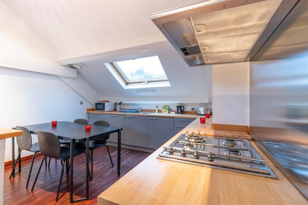Penthouse - for rent - Photo 1