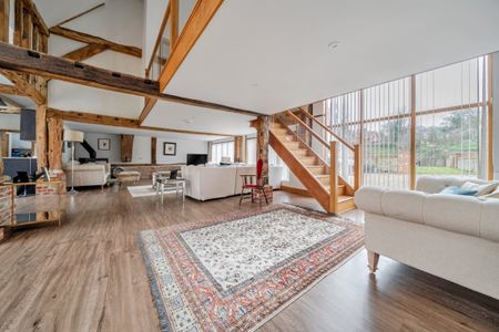 4 bedroom barn to rent - Photo 2