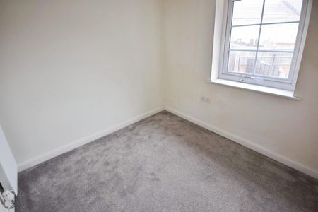 3 bedroom detached house to rent - Photo 4