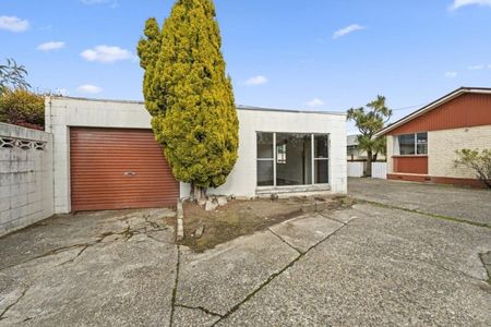 4 bedroom home - Photo 5