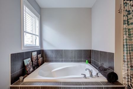 For Lease - 1341 Bardeau Street, Innisfil, Ontario - Photo 4