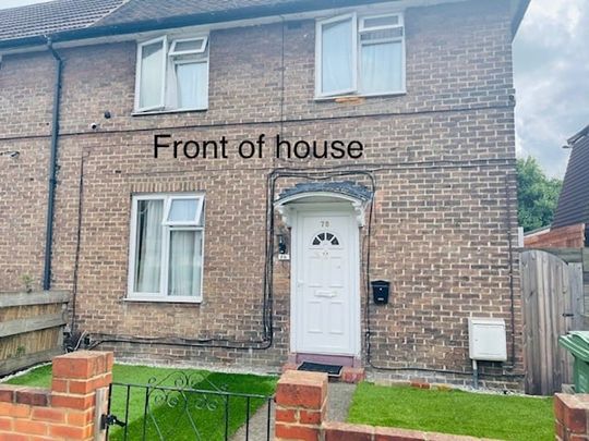 Room in a Shared House, Downham Way, BR1 - Photo 1
