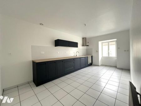 A louer à VILLE-DOMMANGE, appartement en duplex comprenant : vaste entrée desservant salon-séjo... - Photo 5