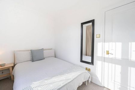 2 bedroom maisonette to rent - Photo 2